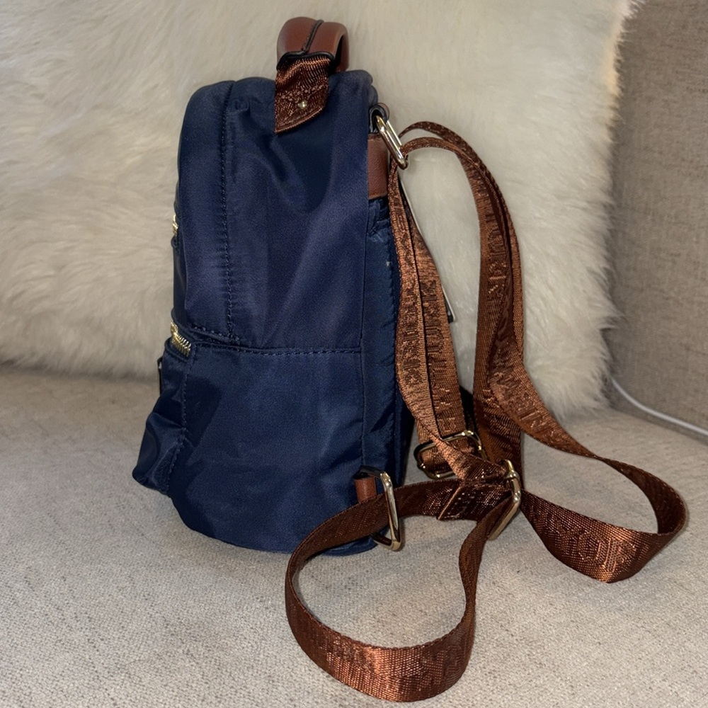 New w/Tags Marc New York Andrew Marc Navy Mini Zipper Backpack - Picture 7 of 16